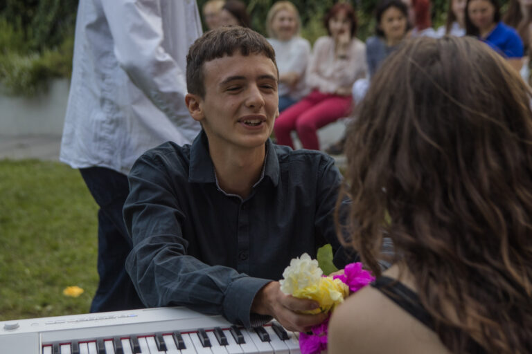 https://fundacjajednosc.pl/wp-content/uploads/2025/08/gorbunov-5733-768x512.jpg