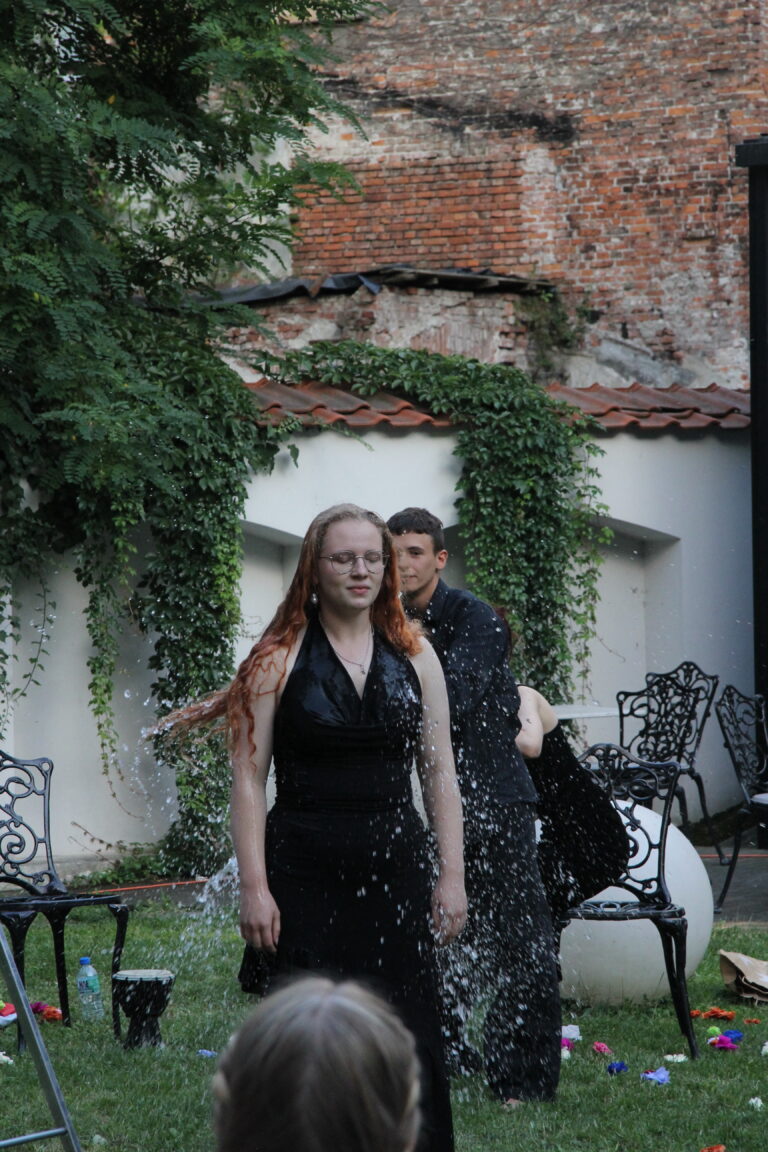 https://fundacjajednosc.pl/wp-content/uploads/2025/08/img_2627-768x1152.jpg